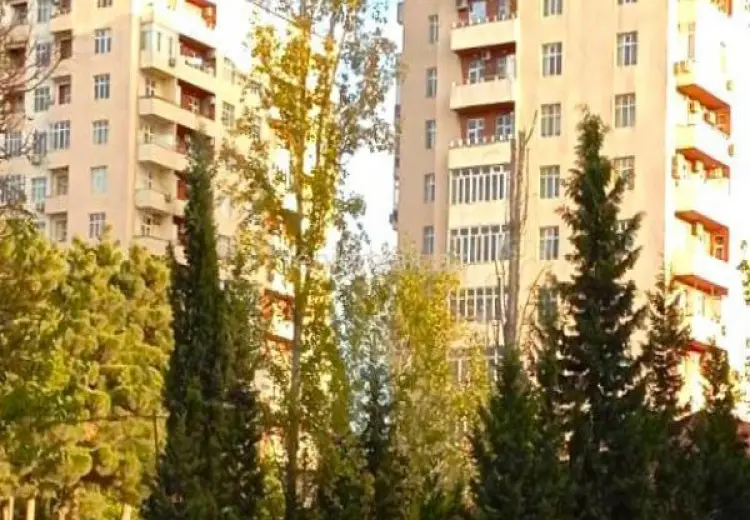900 AZN - 3 otaqlı mənzil Kirayə (aylıq), 8-ci kilometr, Nizami, Bakı