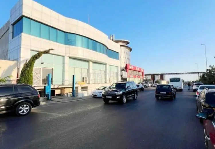 5 000 AZN - 300 m² Obyekt / Ofis Kirayə (aylıq), Xətai, Bakı