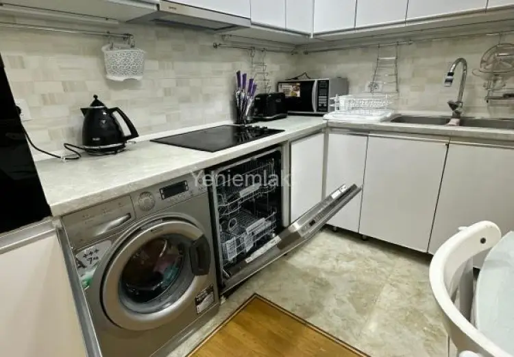 1 250 AZN - 3 otaqlı mənzil Kirayə (aylıq), Yasamal qəs., Yasamal, Bakı