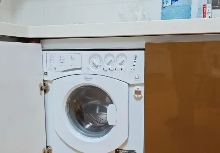950 AZN - 3 otaqlı mənzil Kirayə (aylıq), Nizami, Bakı