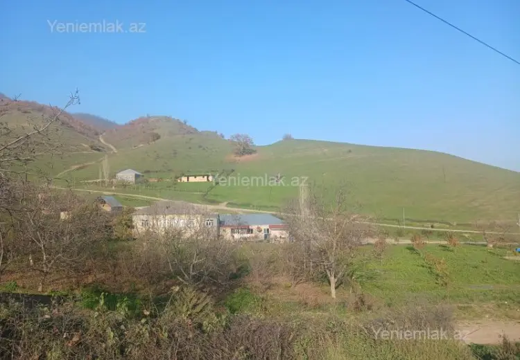 13 000 AZN - 3 otaqlı mənzil Satılır, Quba