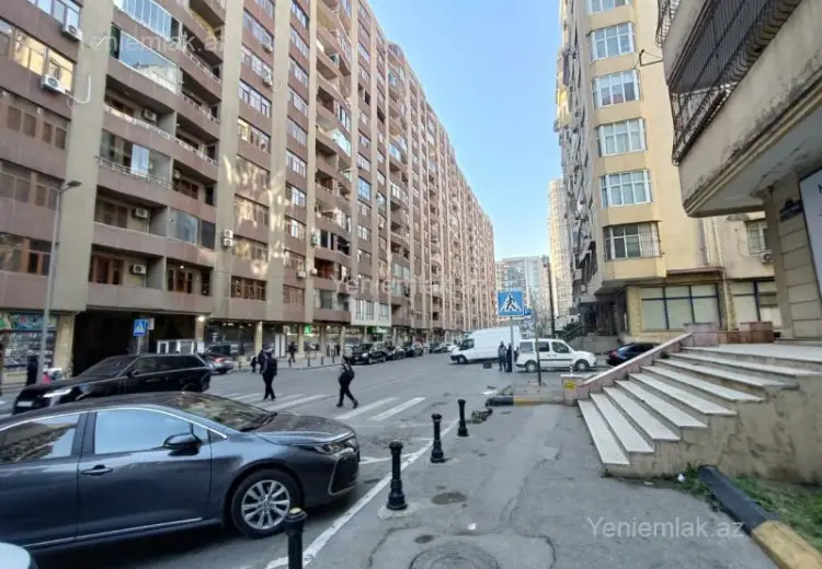 2 500 AZN - 100 m² Obyekt / Ofis Kirayə (aylıq), Xətai, Bakı