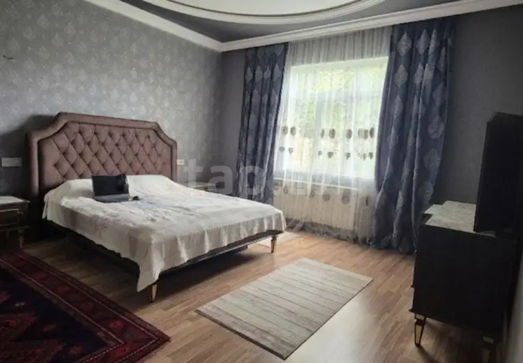 120 000 AZN - 4 otaqlı mənzil , Göygöl