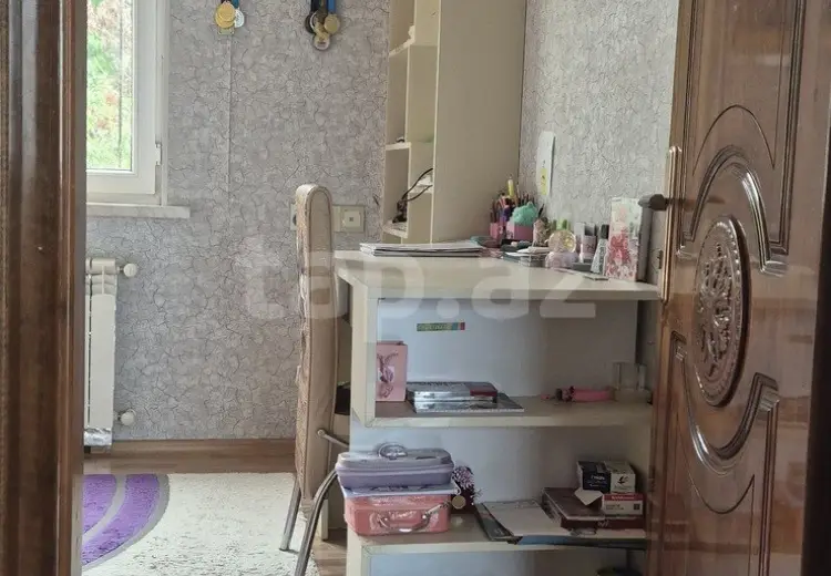 120 000 AZN - 4 otaqlı mənzil , Göygöl