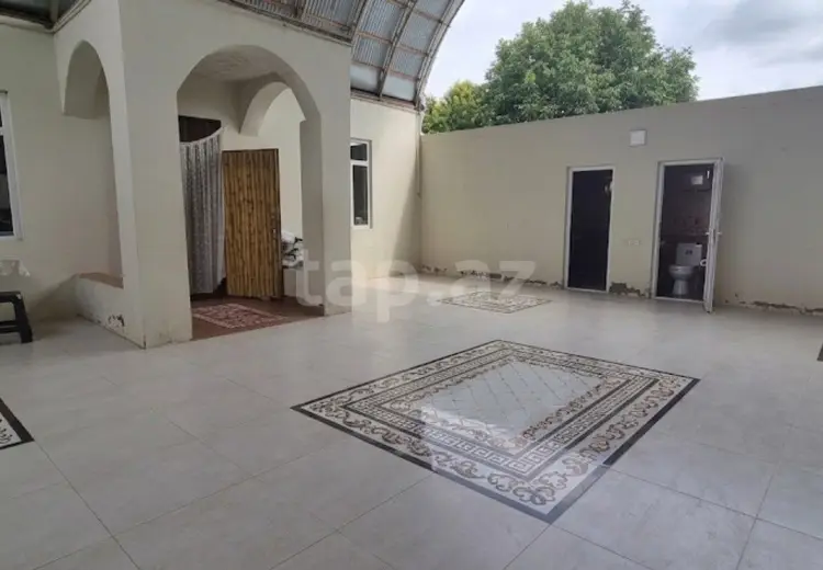 120 000 AZN - 4 otaqlı mənzil , Göygöl