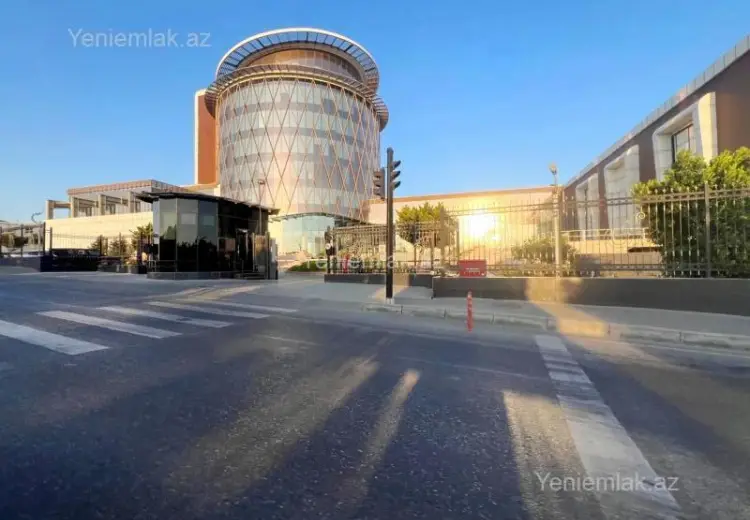 3 000 AZN - 340 m² Obyekt / Ofis Kirayə (aylıq), Xətai, Bakı