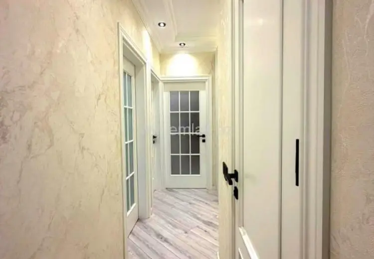 255 000 AZN - 3 otaqlı mənzil Satılır, 8-ci kilometr, Nizami, Bakı