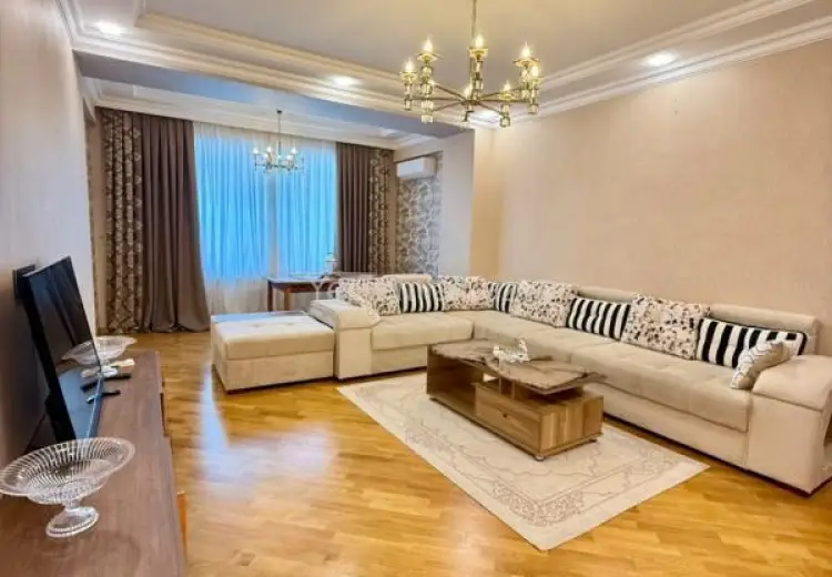 345 000 AZN - 3 otaqlı mənzil Satılır, Badamdar qəs., Səbail, Bakı