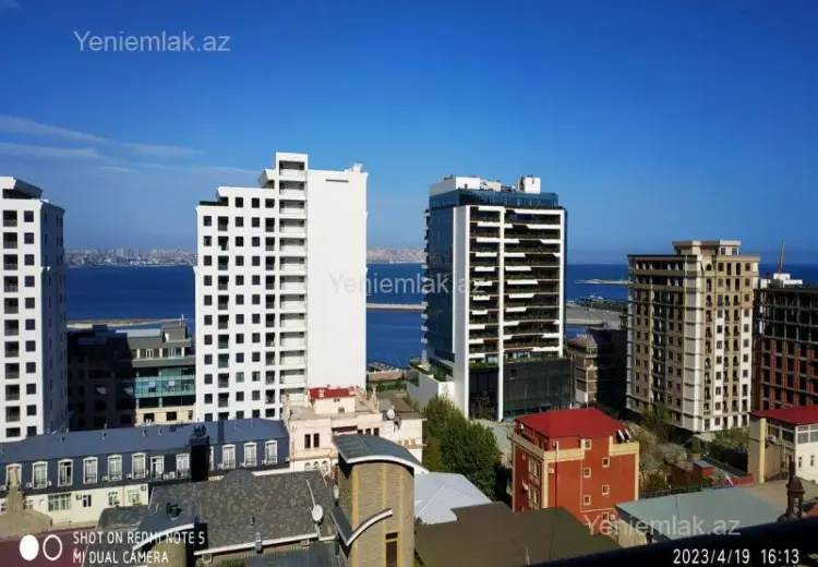 800 AZN - 3 otaqlı mənzil Kirayə (aylıq), Bayıl qəs., Səbail, Bakı