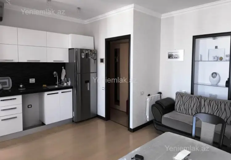 800 AZN - 3 otaqlı mənzil Kirayə (aylıq), Bayıl qəs., Səbail, Bakı