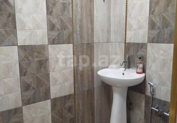 1 500 AZN - 4 otaqlı mənzil Kirayə (aylıq), Şirvan