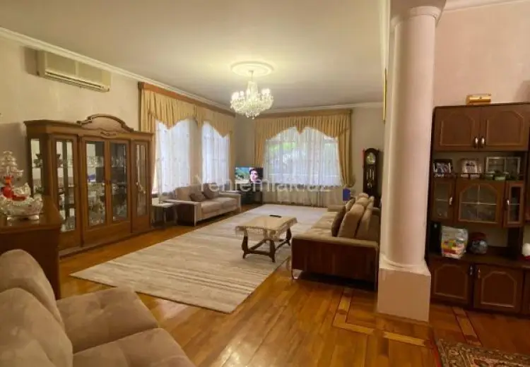 650 000 AZN - 7 otaqlı mənzil Satılır, Qaraçuxur qəs., Suraxanı, Bakı