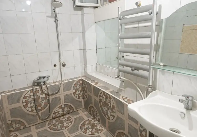 100 AZN - 3 otaqlı mənzil Kirayə (aylıq), Quba