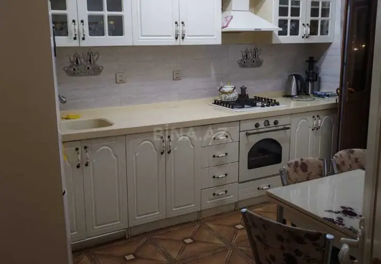 205 000 AZN - 3 otaqlı mənzil Satılır, Bayıl qəs., Abşeron
