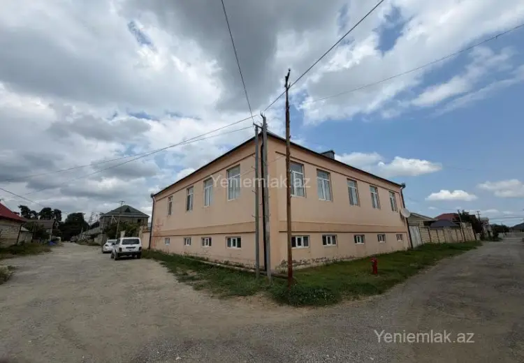 230 000 AZN - 8 otaqlı mənzil Satılır, Quba