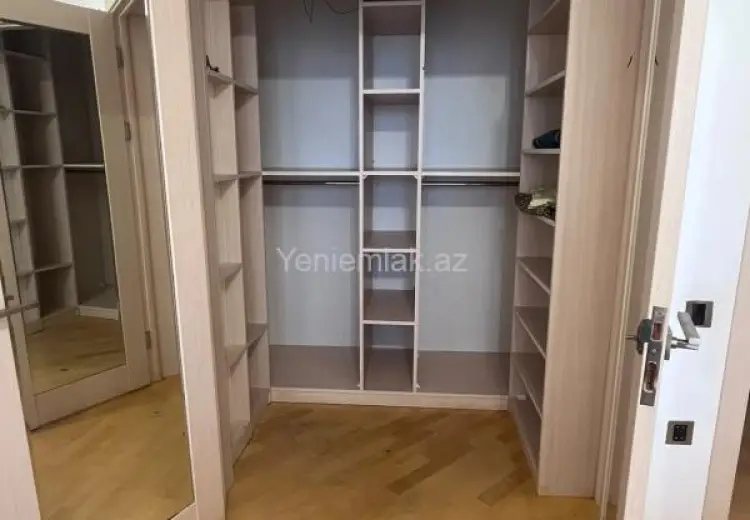 1 200 AZN - 3 otaqlı mənzil Kirayə (aylıq), Yasamal qəs., Yasamal, Bakı