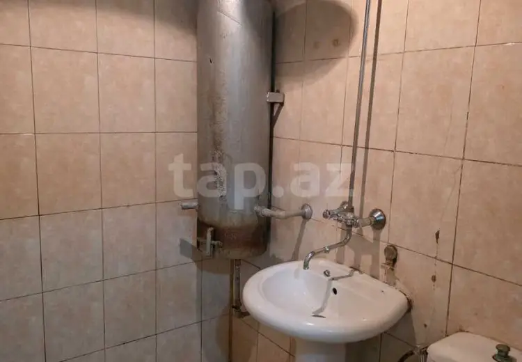400 AZN - 3 otaqlı mənzil Kirayə (aylıq), Gəncə