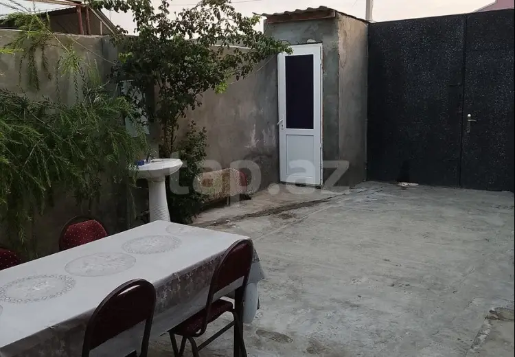 4 500 AZN - 4 otaqlı mənzil , Şirvan