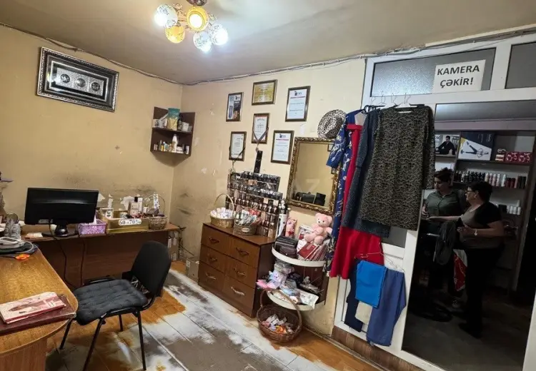 260 000 AZN - 42 m² Obyekt / Ofis Satılır, Gəncə