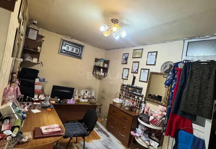260 000 AZN - 42 m² Obyekt / Ofis Satılır, Gəncə