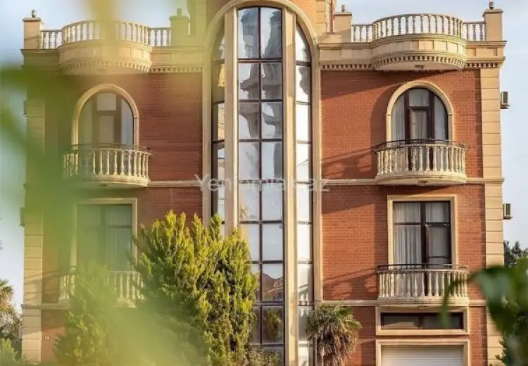 1 200 000 AZN - 6 otaqlı mənzil Satılır, Bibi Heybət qəs., Səbail, Bakı