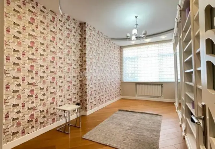 890 000 AZN - 4 otaqlı mənzil Satılır, Səbail, Bakı