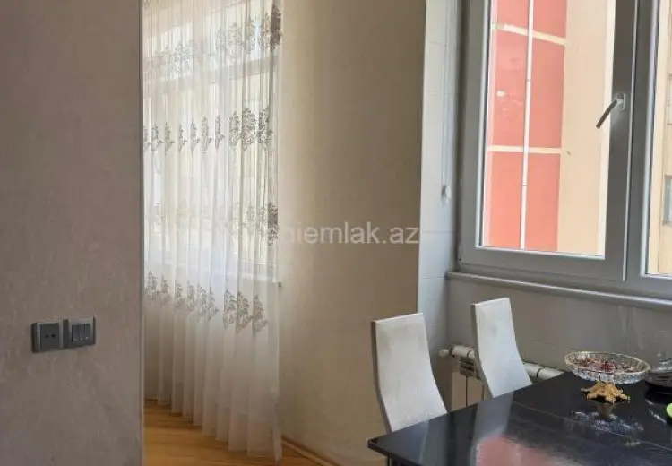 288 000 AZN - 3 otaqlı mənzil Satılır, 8-ci kilometr, Nizami, Bakı
