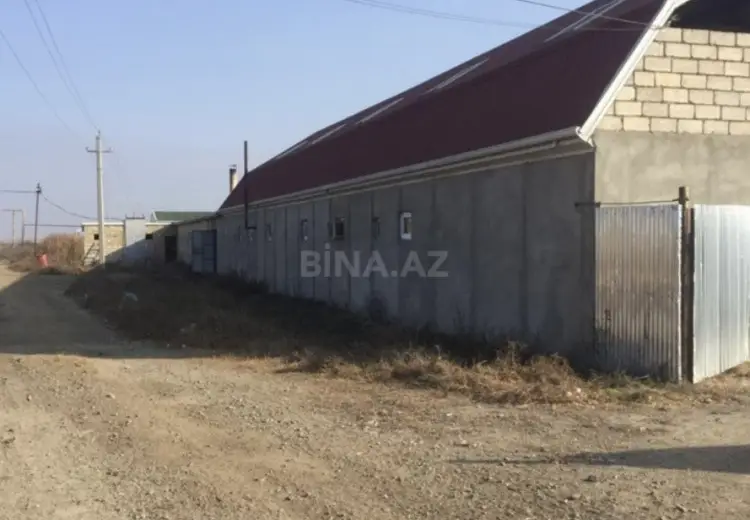 310 000 AZN - 60000 m² Obyekt / Ofis Satılır, Salyan