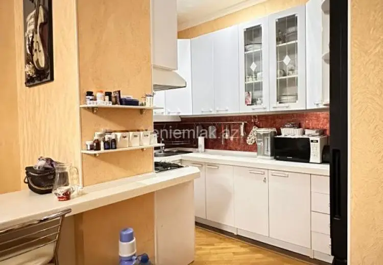 264 000 AZN - 3 otaqlı mənzil Satılır, 1-ci mikrorayon, Nəsimi, Bakı