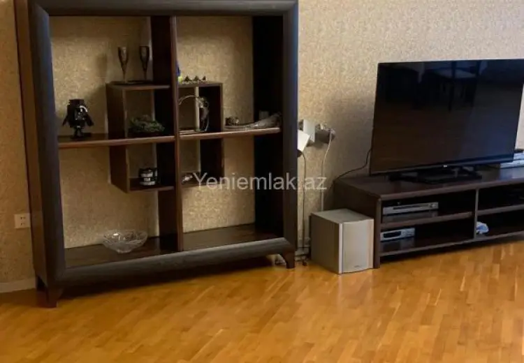 1 450 AZN - 3 otaqlı mənzil Kirayə (aylıq), Yasamal qəs., Nizami, Bakı