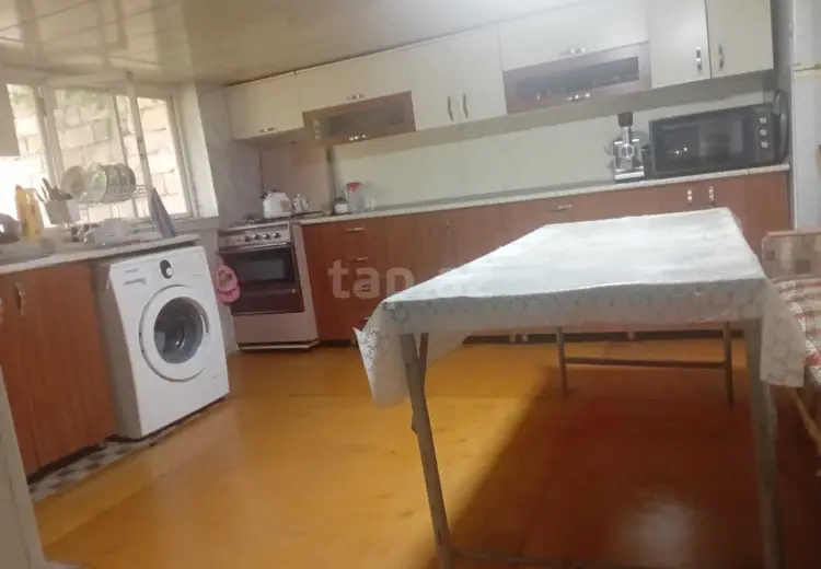 90 AZN - 3 otaqlı mənzil Kirayə (aylıq), Şamaxı