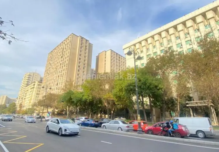 285 000 AZN - 4 otaqlı mənzil Satılır, Yasamal qəs., Yasamal, Bakı