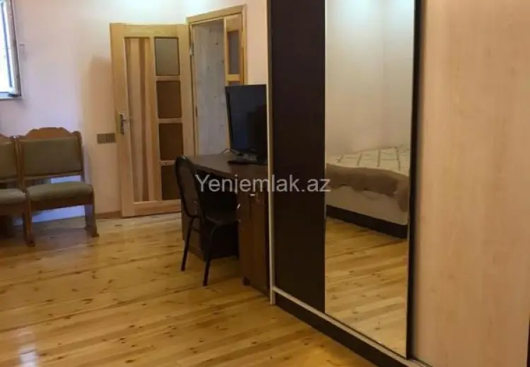 150 AZN - 4 otaqlı mənzil Kirayə (günlük), Novxanı, Abşeron