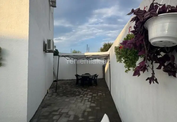 150 AZN - 4 otaqlı mənzil Kirayə (günlük), Novxanı, Abşeron