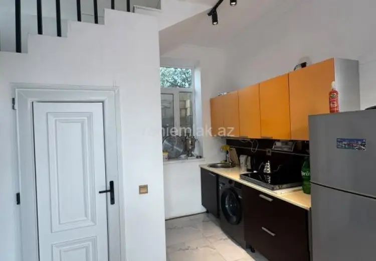 150 AZN - 4 otaqlı mənzil Kirayə (günlük), Novxanı, Abşeron