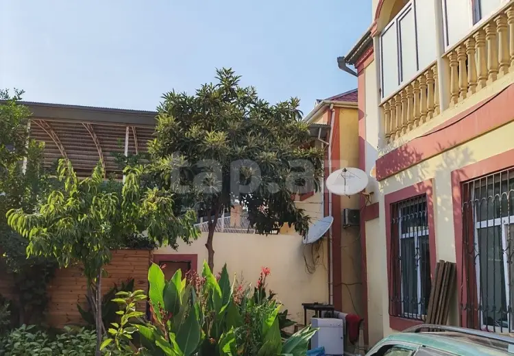 220 AZN - 7 otaqlı mənzil Kirayə (aylıq), 6-cı mikrorayon, Binəqədi, Bakı