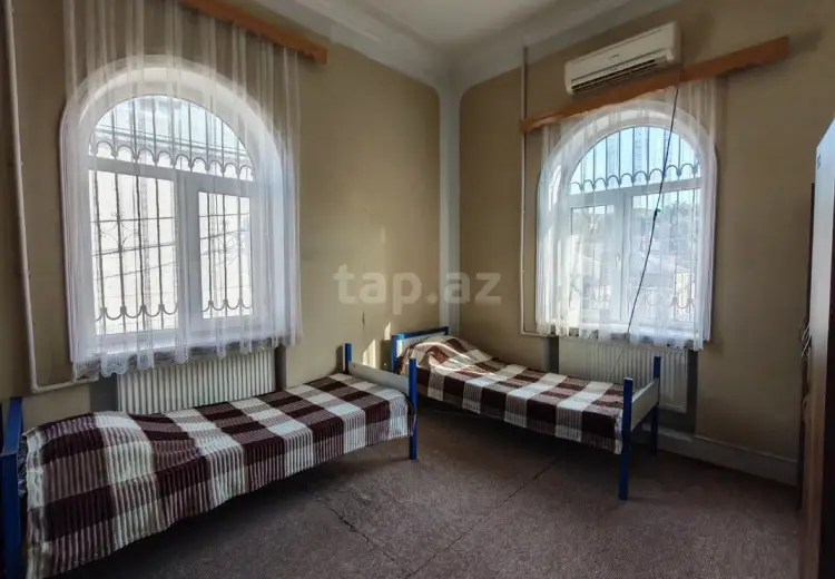 220 AZN - 7 otaqlı mənzil Kirayə (aylıq), 6-cı mikrorayon, Binəqədi, Bakı
