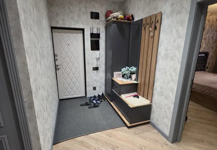 700 AZN - 3 otaqlı mənzil Kirayə (aylıq), 8-ci kilometr, Laçın