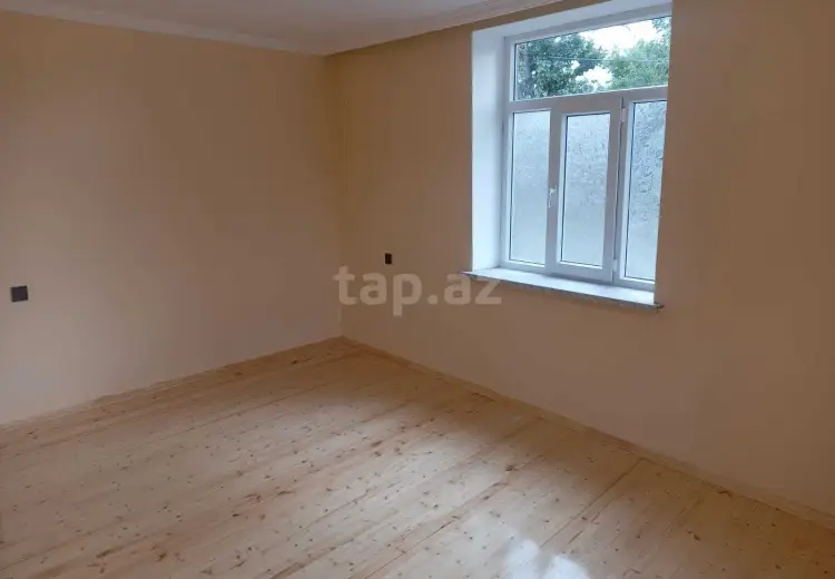 120 AZN - 4 otaqlı mənzil Kirayə (aylıq), Qazax