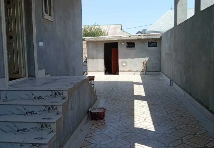 120 000 AZN - 4 otaqlı mənzil Satılır, Gəncə