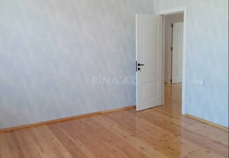120 000 AZN - 4 otaqlı mənzil Satılır, Gəncə