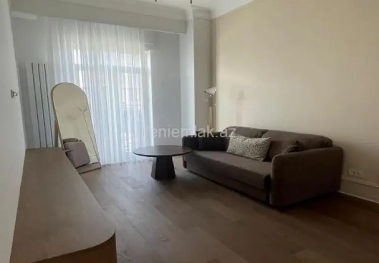 2 500 AZN - 3 otaqlı mənzil Kirayə (aylıq), Xətai, Bakı
