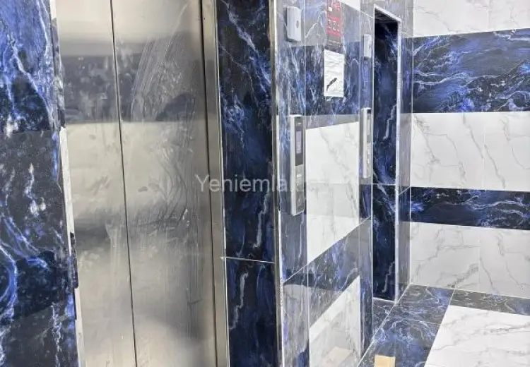 242 000 AZN - 4 otaqlı mənzil Satılır, Nizami, Bakı