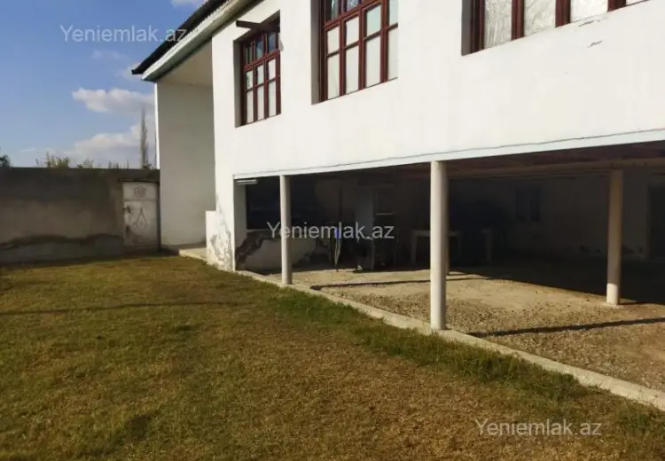 28 000 AZN - 4 otaqlı mənzil Satılır, Yevlax