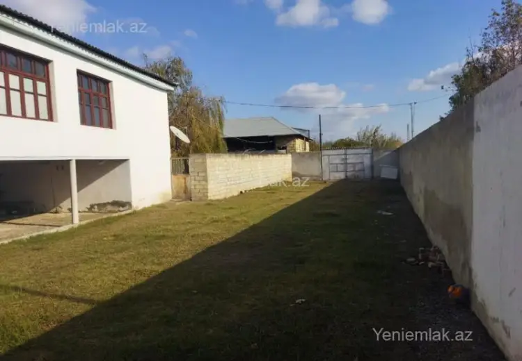 28 000 AZN - 4 otaqlı mənzil Satılır, Yevlax