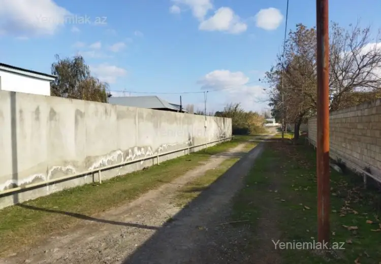 28 000 AZN - 4 otaqlı mənzil Satılır, Yevlax