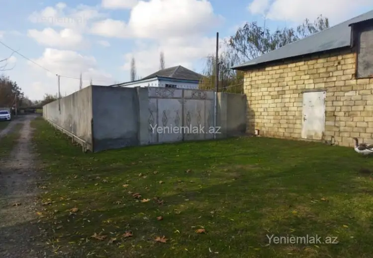 28 000 AZN - 4 otaqlı mənzil Satılır, Yevlax