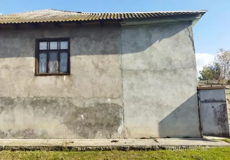 28 000 AZN - 4 otaqlı mənzil Satılır, Yevlax