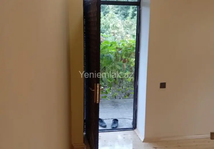 120 AZN - 4 otaqlı mənzil Kirayə (aylıq), Qazax