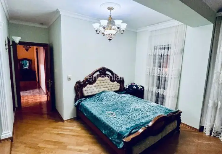 2 200 AZN - 4 otaqlı mənzil Kirayə (aylıq), İçəri şəhər, Səbail, Bakı